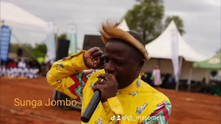 Sunga Jombo performance moment