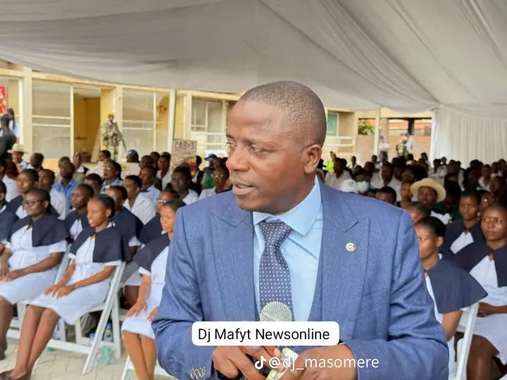 DJ Masomere hosting a wedding